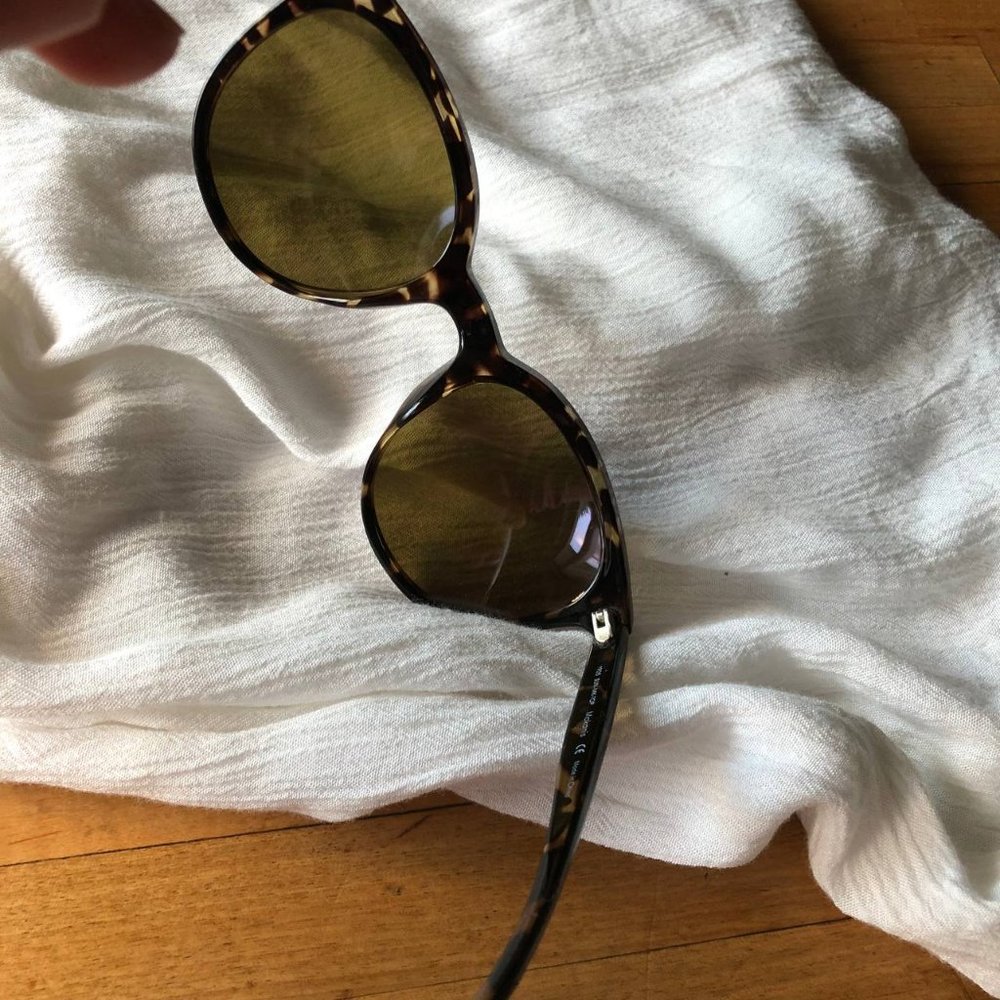 Makanis Women's Sunglasses SUN-MK-TOP Purple Lenses - Picture 6 of 7